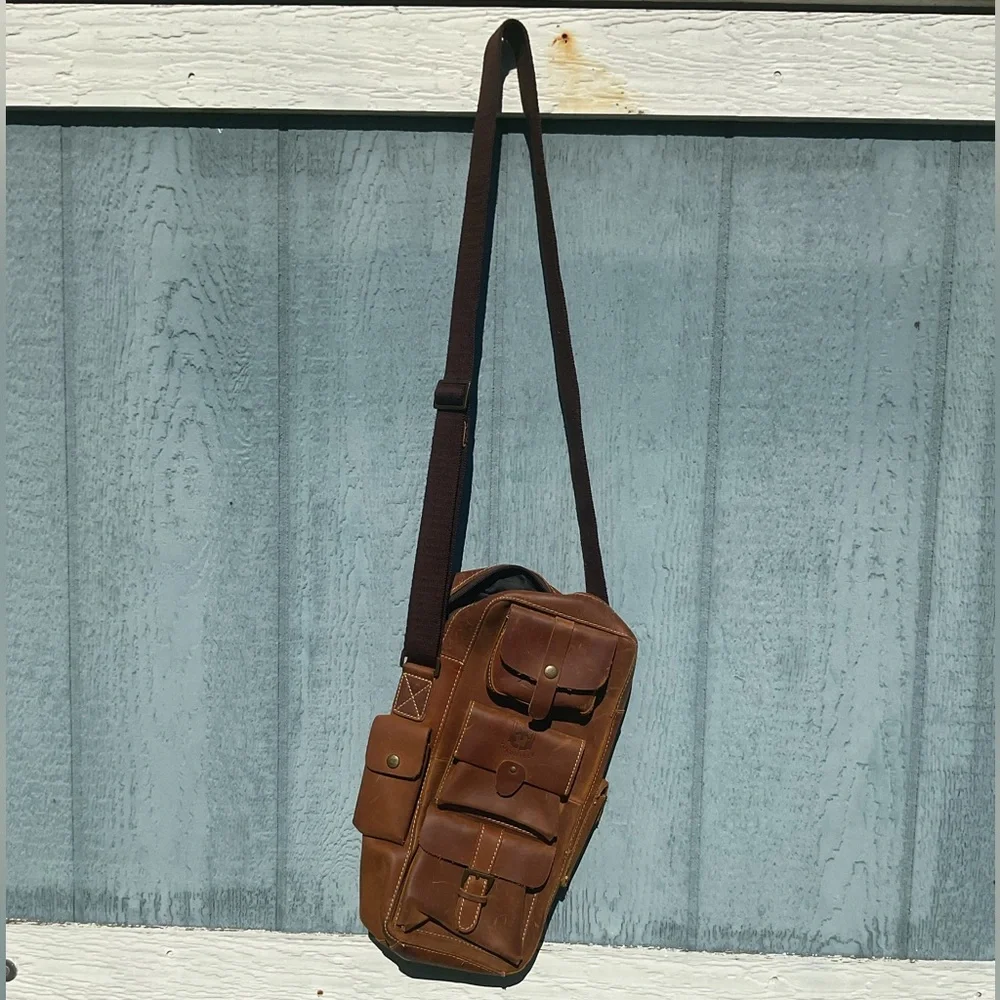 Volunteer Brown Men's Crossbody Bag Leather Business Casual Satchel EUC